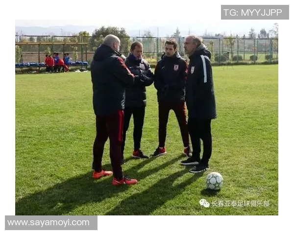 足球明星为何能积累如此巨额财富揭秘他们的收入来源与投资智慧 足球明星为何能积累如此巨额财富揭秘他们的收入来源与投资智慧